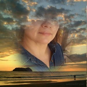 Meet your Posher, Iris